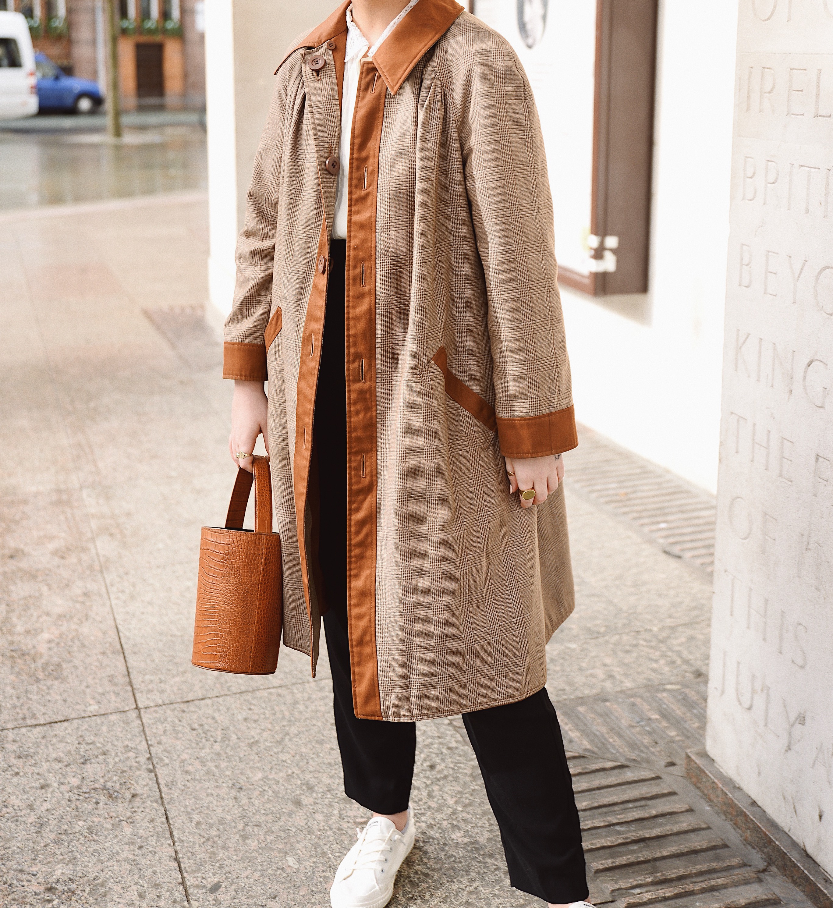 A VINTAGE TRENCH COAT – Alice Catherine